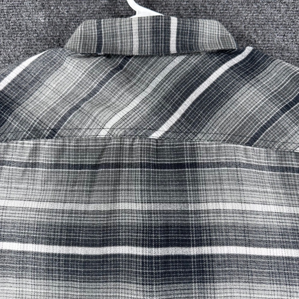 Columbia Button Down Mens M Medium Grey Plaid Omni-Wick Long Sleeve Hiking Shirt - Picture 13 of 16